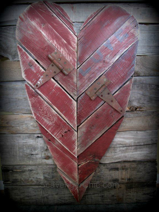 reclaimed wood heart